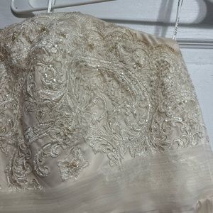 David’s Bridal Wedding Dress size 22W